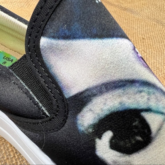 Platform Slip On Art Canvas Sneakers Size 8 - Picture 3 of 9